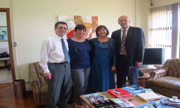 Participaram também o vice-reitor Ernesto Pinto e a coordenadora da Feira, pró-reitora Darlene Pereira