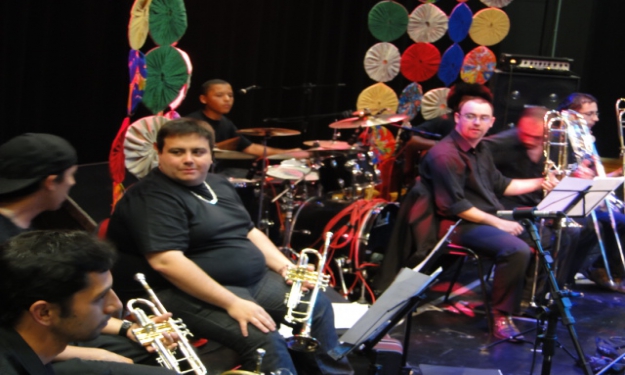 Talento: aos 12 anos, Lucas Fê substituiu o baterista da Big Band