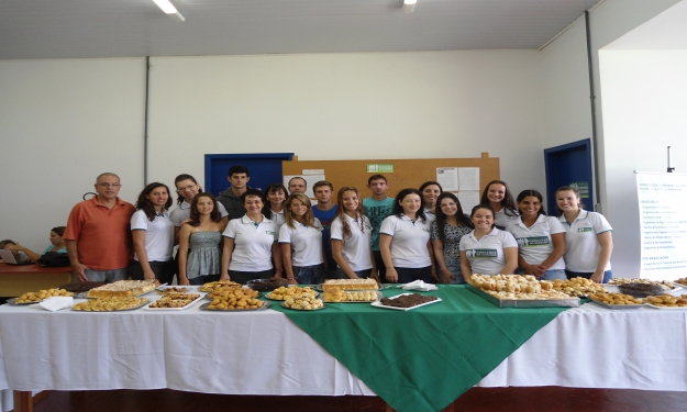 Grupo PET-FURG/SAP no Café da Manhã para os calouros