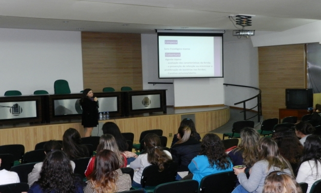 As enfermeiras Thais...