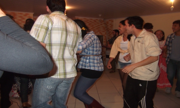 ...e a tradicional dança... 