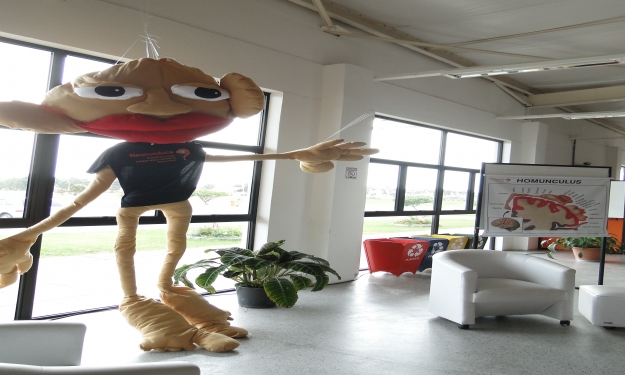 O boneco Homunculus é a novidade desta edição