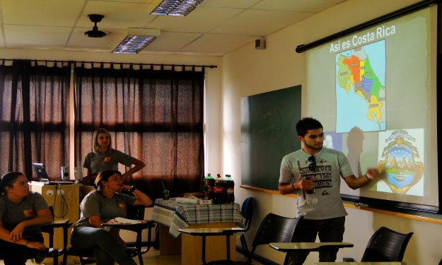 Apresentação do grupo da Costa Rica