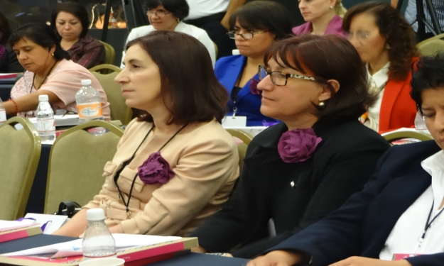 Reitora participa de evento sobre mulheres em universidades